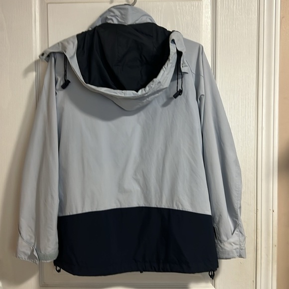 Helly Hansen Jacket - Picture 9 of 11